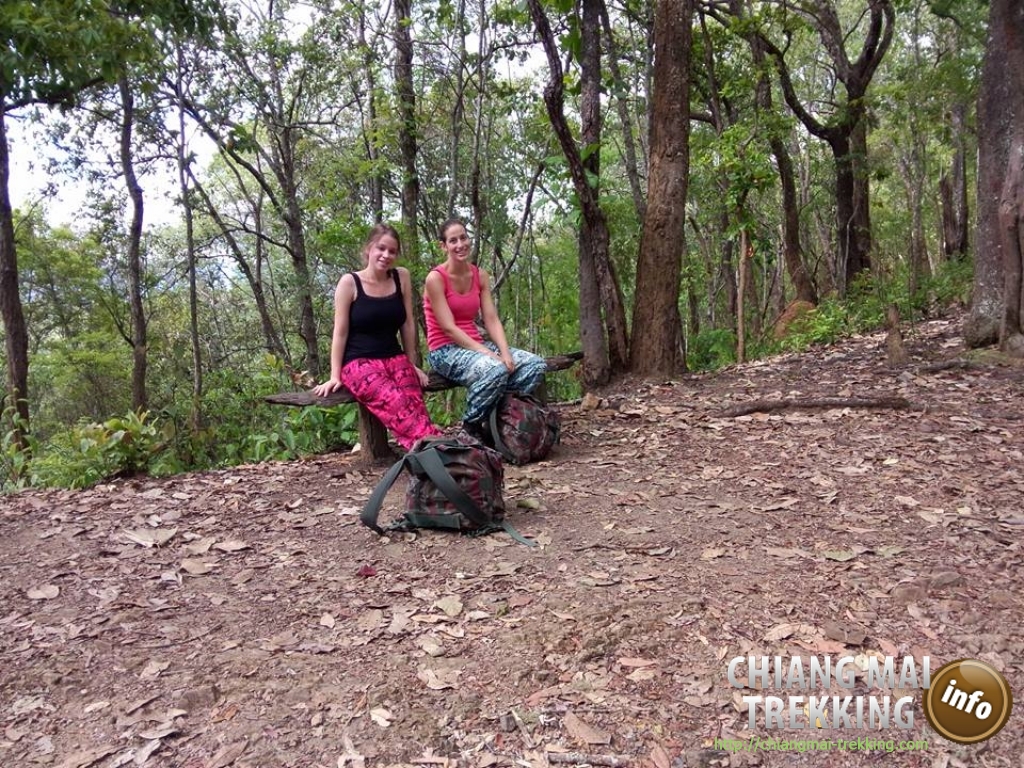 Natalie & friend | Chiang Mai Trekking | The best trekking in Chiang Mai with Piroon Nantaya